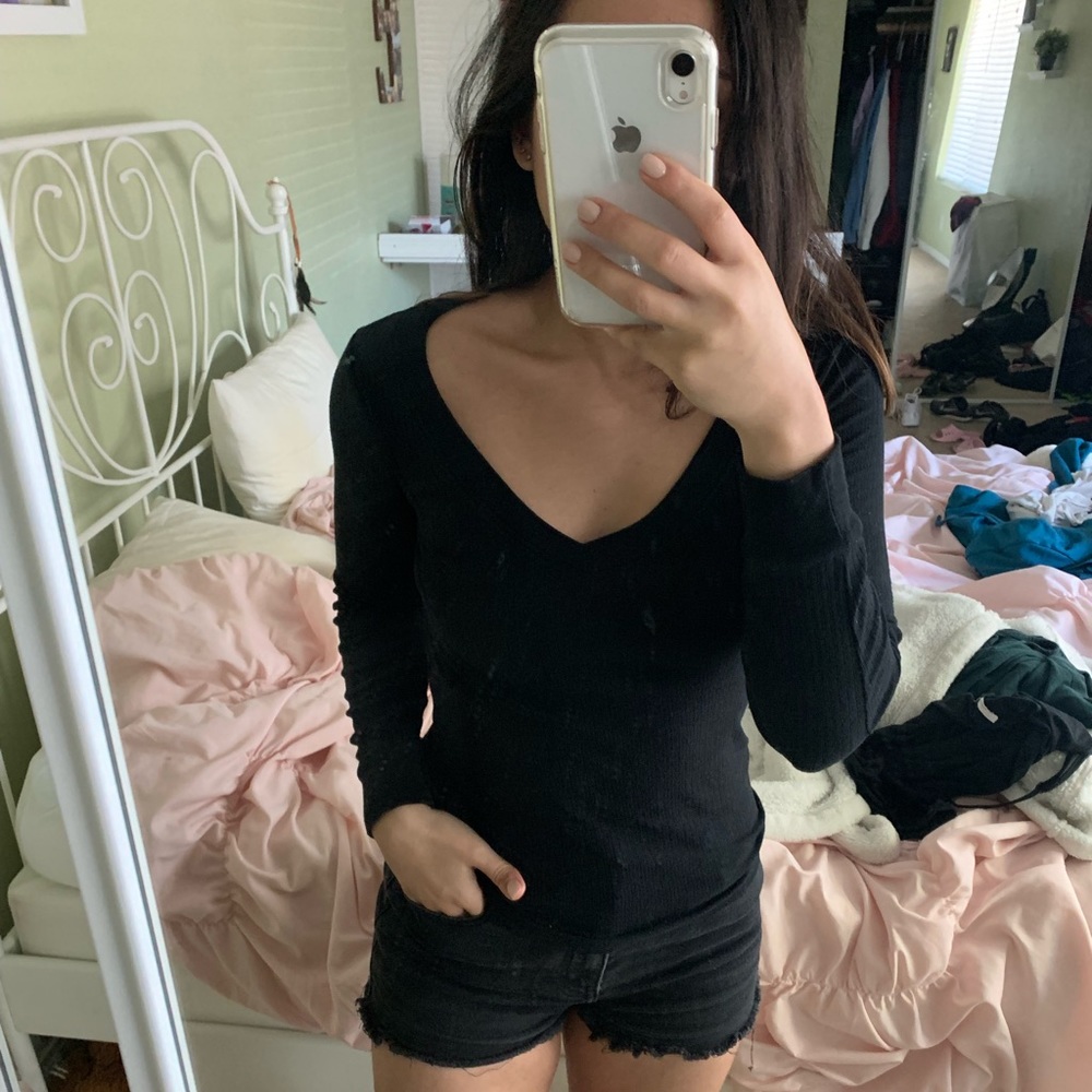 V neck long sleeve